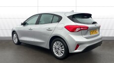 Ford Focus 1.0 EcoBoost 125 Titanium Edition 5dr Auto Petrol Hatchback